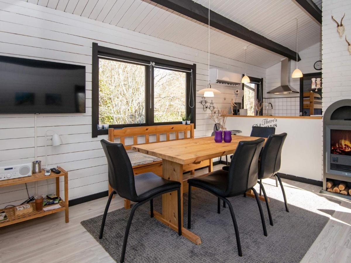 4 Person Holiday Home In Nibe Zewnętrze zdjęcie